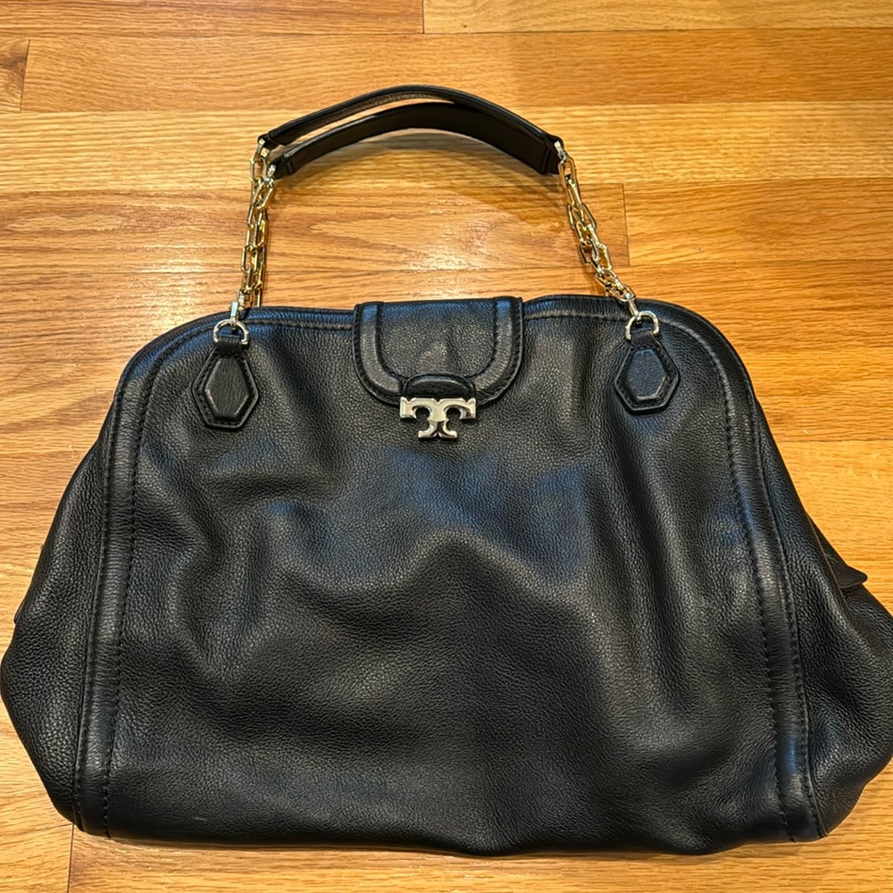 Tory Burch shoulder bag with chain straps and gold hardware